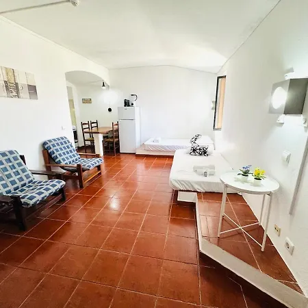 Aconchego T1 Rua Da Oura