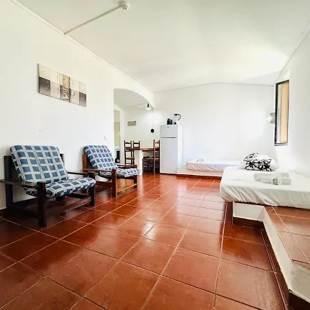 Aconchego T1 Rua Da Oura Apartment