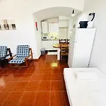 Aconchego T1 Rua Da Oura Apartment *